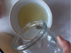 Сок лимона и вода